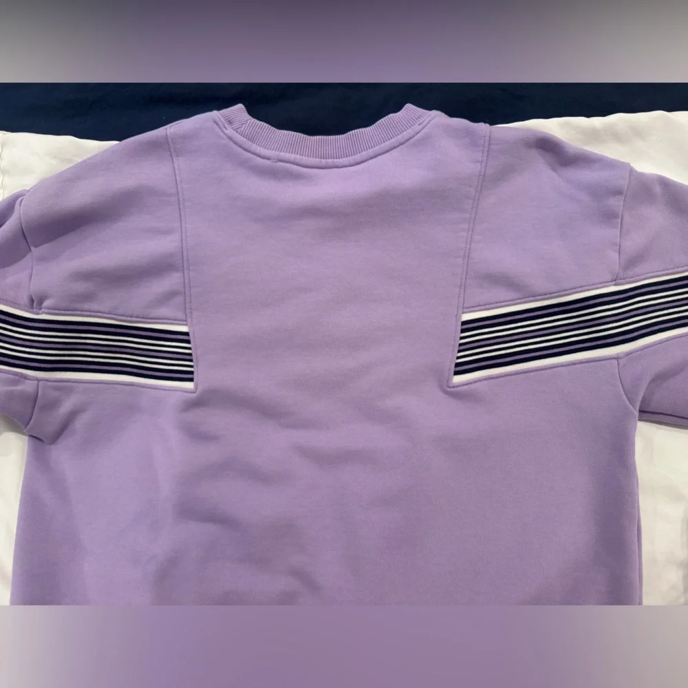 Peloton Lavender Crewneck Top - Picture 5 of 6